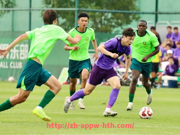 华体会hth官方网站下载-西甲联赛的足球战术与赛事安排分析