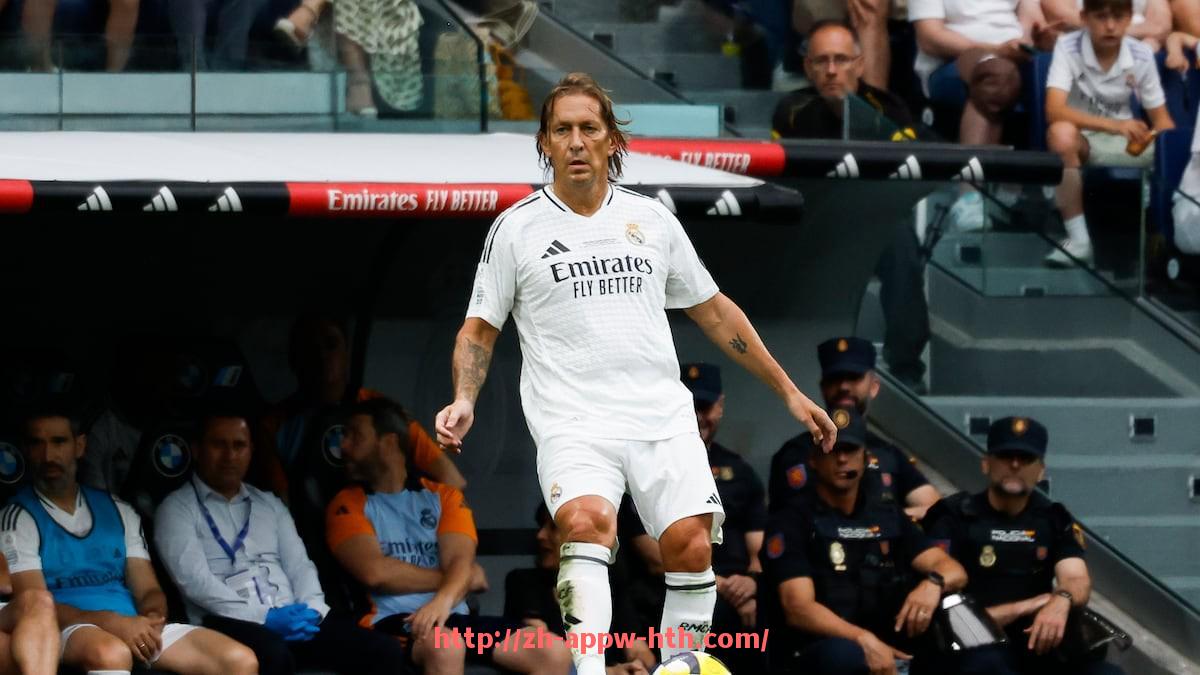 华体会hth官方网站下载-球迷捐款支持的德甲球队故事与社会反响