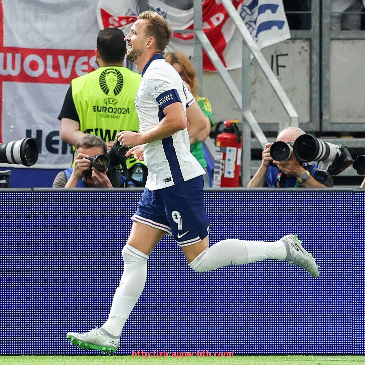 华体会hth官方网站下载-07年西甲哪里电视直播及赛事回顾